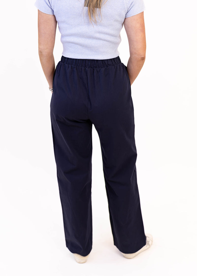 Navy Bow Boxer Pants: XS
