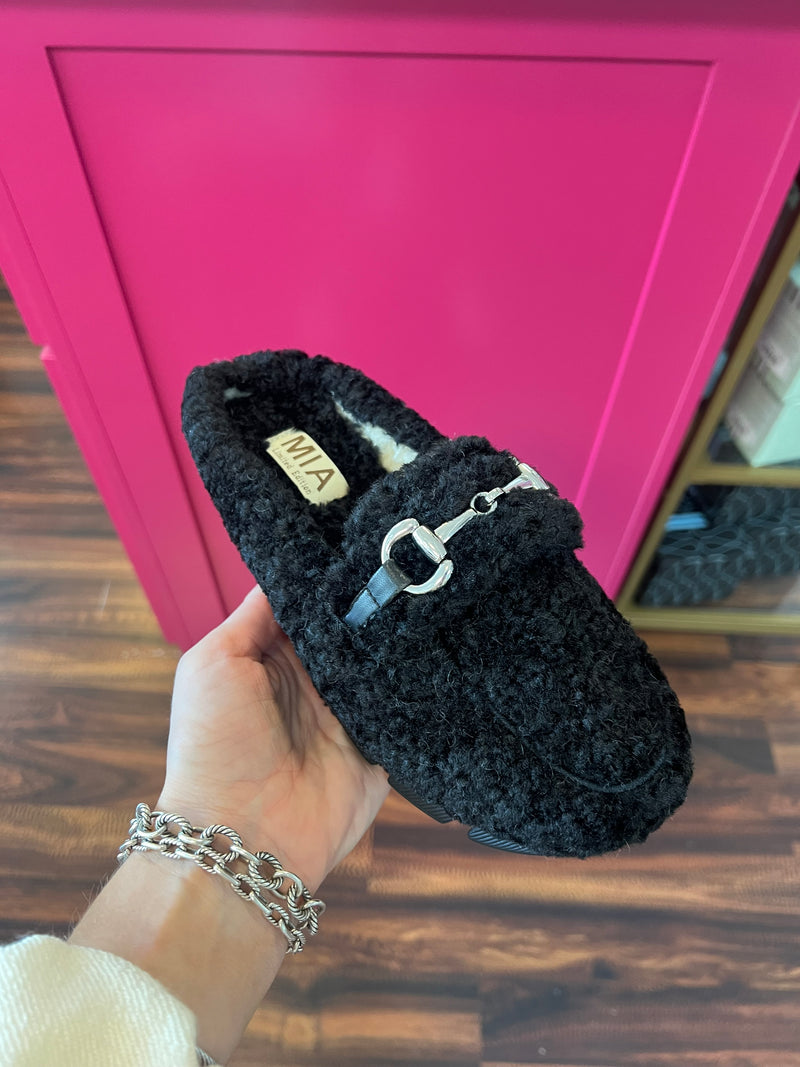 Black Sherpa Slide