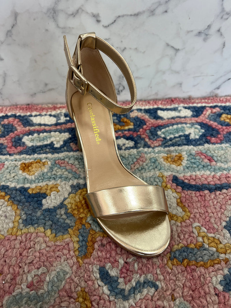 Gold Strap 2.5in Heel