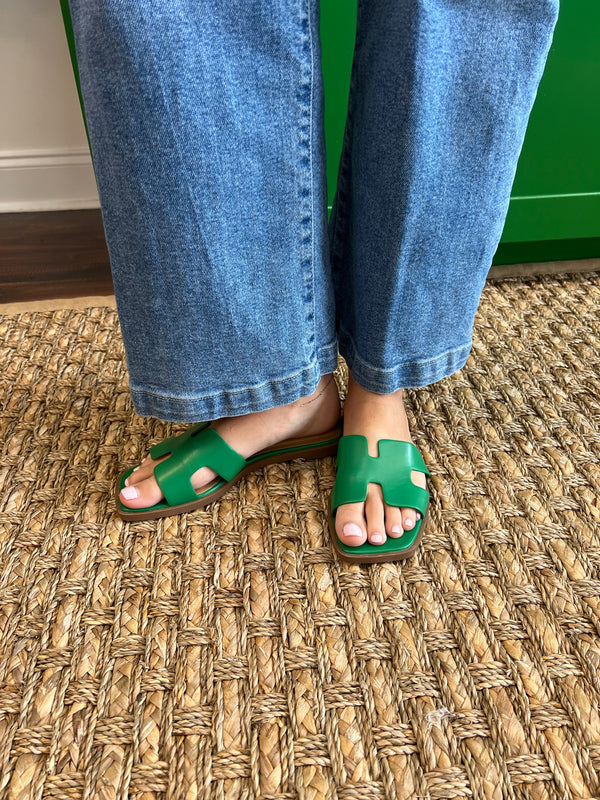 Kelly Green Sandal