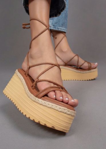 Missy Wrap Platforms